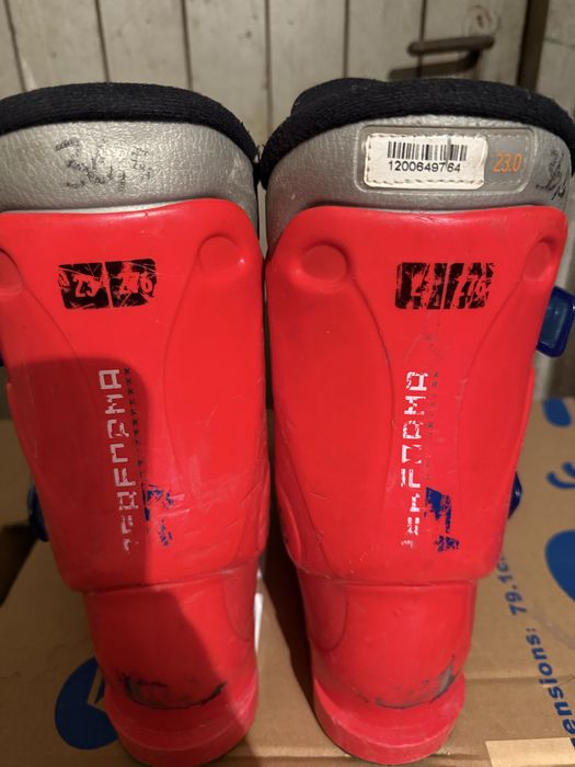 Продавам ски обувки