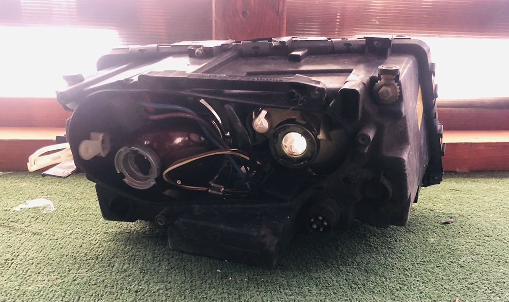 Фар ляв Audi A8 S8 модел 1994-1998г.  #515S