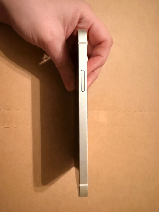 Vând iPhone 12, 64GB, funcțional 100%