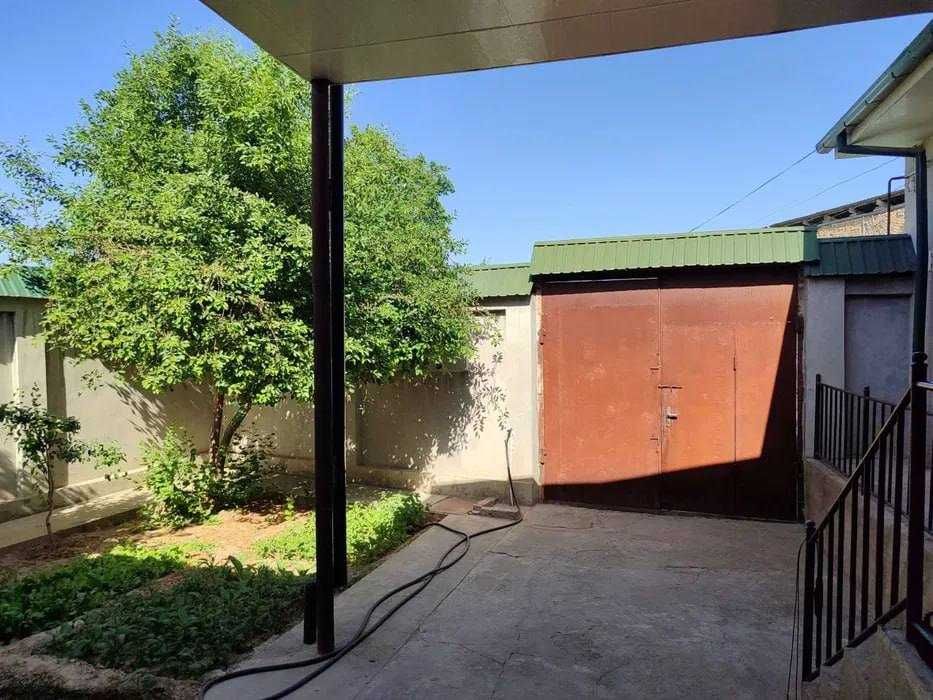 Srochna Bodomzorda 5 xonali uchastka sotiladi