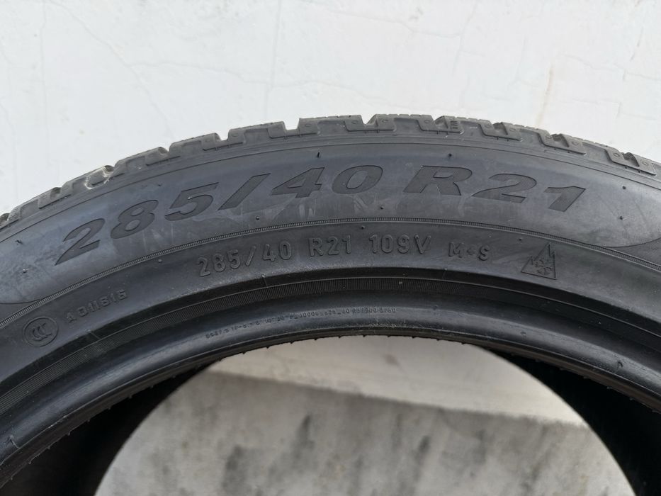 Set 4 anvelope iarna 285/40 R21