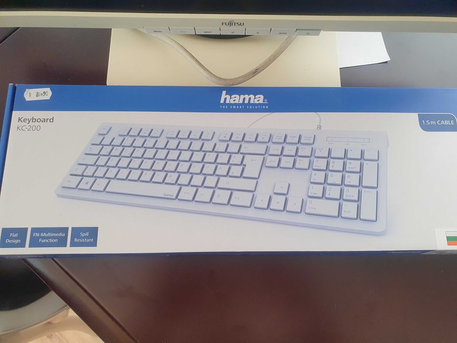 Fujitsu LCD B22W-6 дисплей  22инча с клавиатура Hama