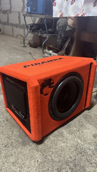 Продам саббуфер!!