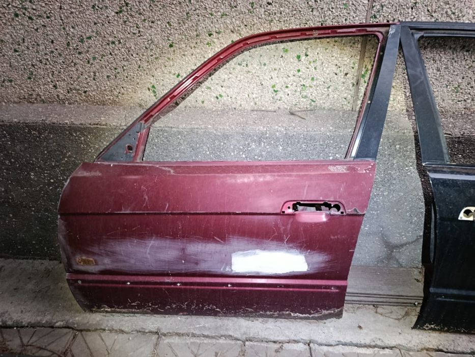 Продам двери бмв е34