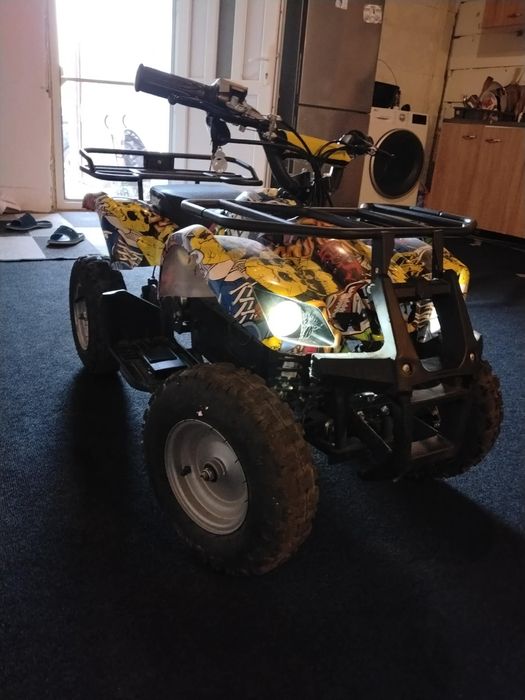 Vand sau schimb ATV Copii