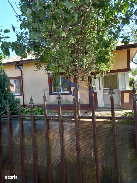 Casa locuibila si teren intravilan in Ulmeni - judetul Calarasi