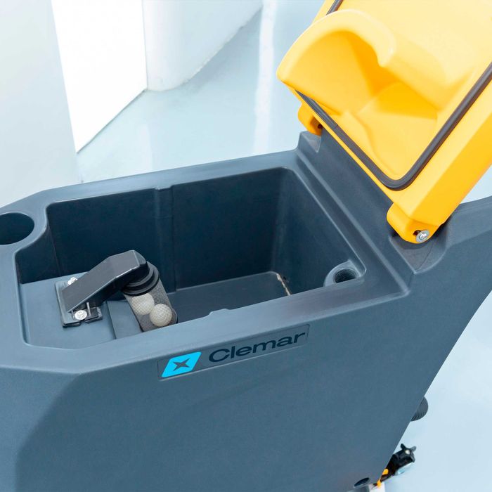 Поломоечная машина Clemar 50 гар-тия 18 месяц. Рассрочка без процентов