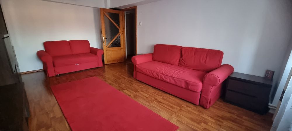 Inchiriez apartament 2 camere decomandat