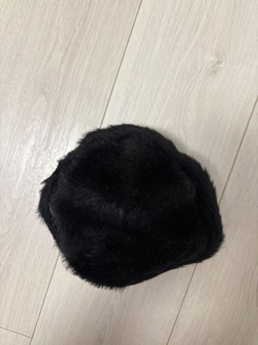 Caciula de dama de blana artificiala