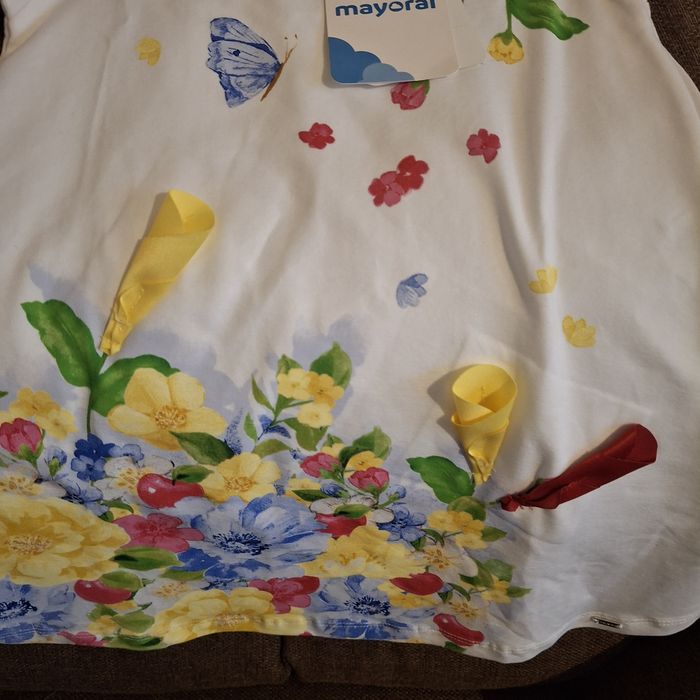 Mayoral нова с етикет