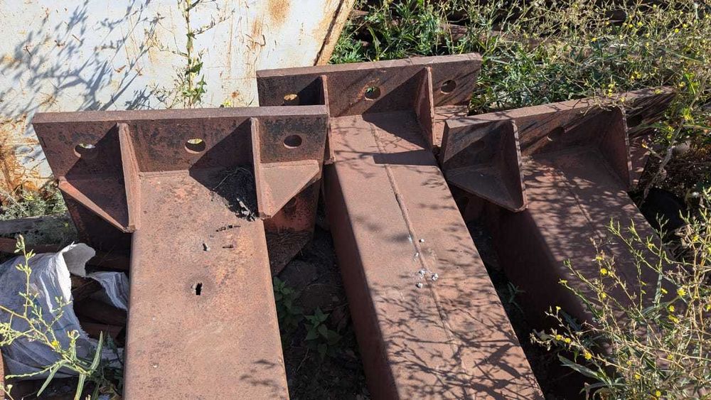 продам Колонны  для ангаров или навесов