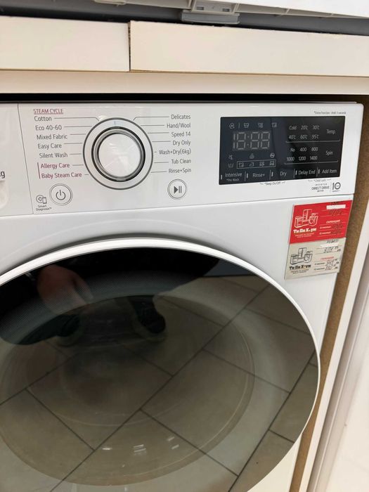 LG F4DV328S0U, комбинирана пералня със сушилня, 8/6 кг, 1400 об./мин