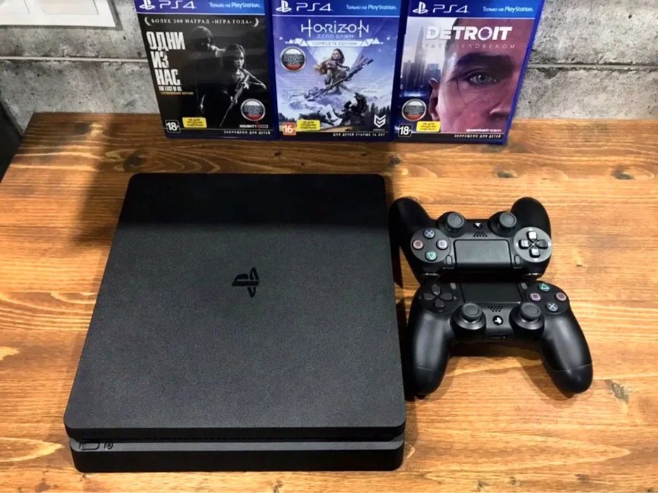 Продам PS 4 Slim, 500Gb,внутри 4 игры