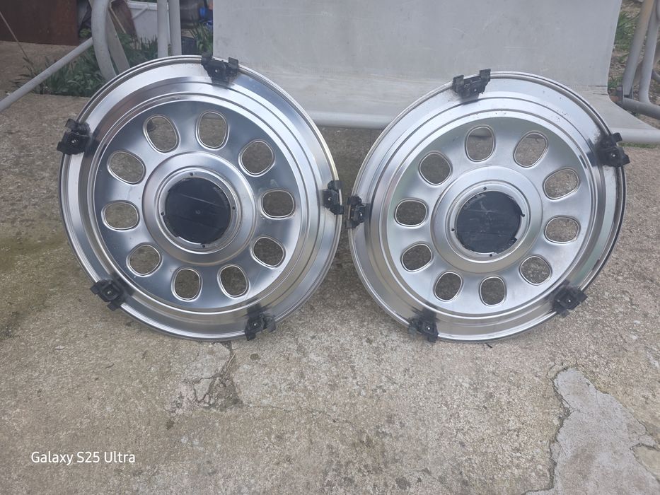 Продават се тазове