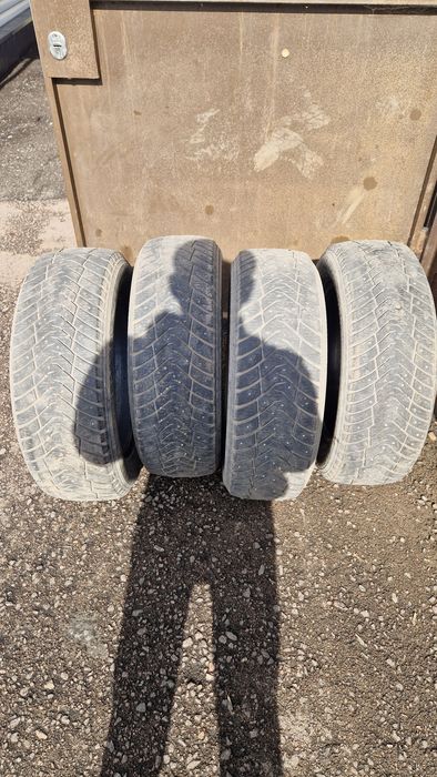 Продам резину YOKOHAMA 225×60×17