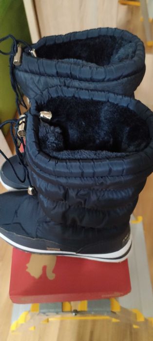 Cizme si botine dama marimea 37,  20 lei/perechea