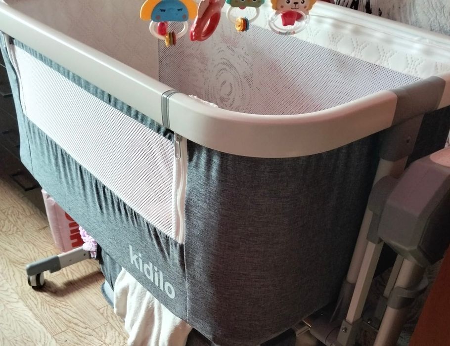 Продам приставная элетрокровать люлька!!