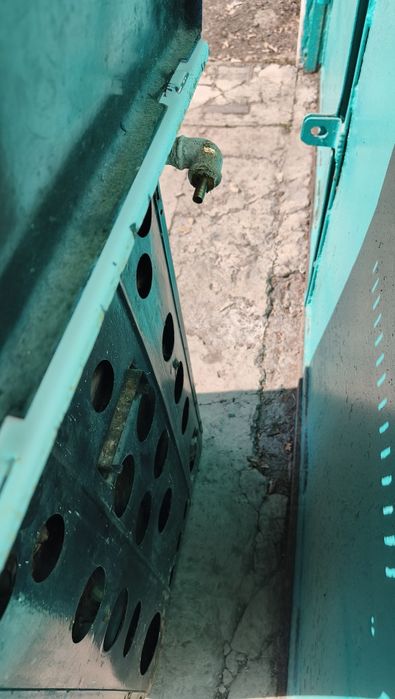 Продам газовую плиту