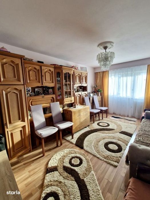 Apartament 2 camere decomandat | Et. 3/4 | Intre Lacuri | Zona Tulcea — fotografia 3