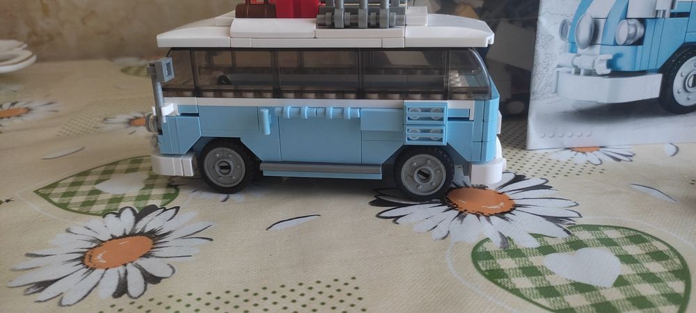 Детский конструктор автобус