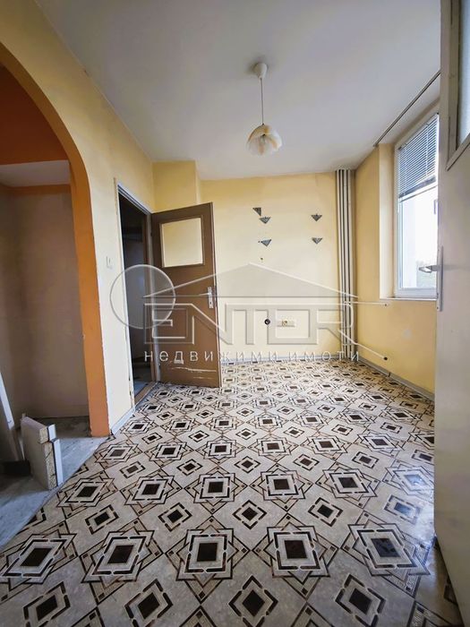 4-стаен в Варна-Възраждане 1 площ 94 цена 170000