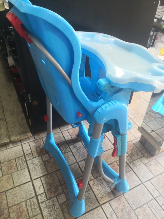 Scaun de masa pentru copii in condiție perfectă