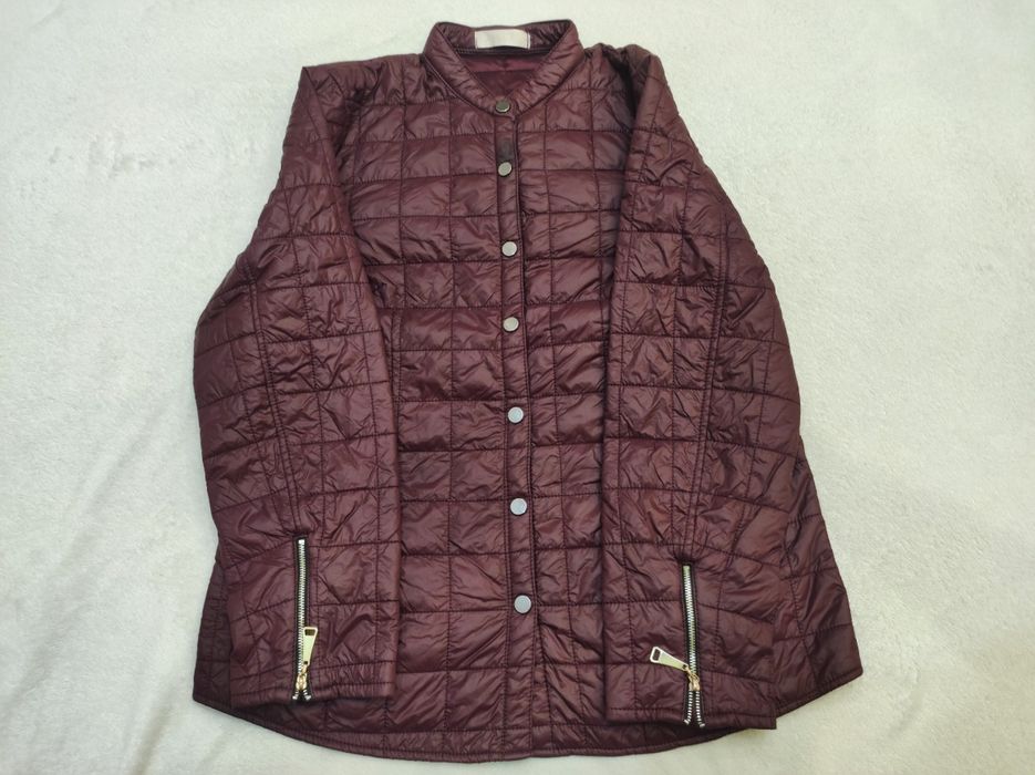 Качественная женская куртка