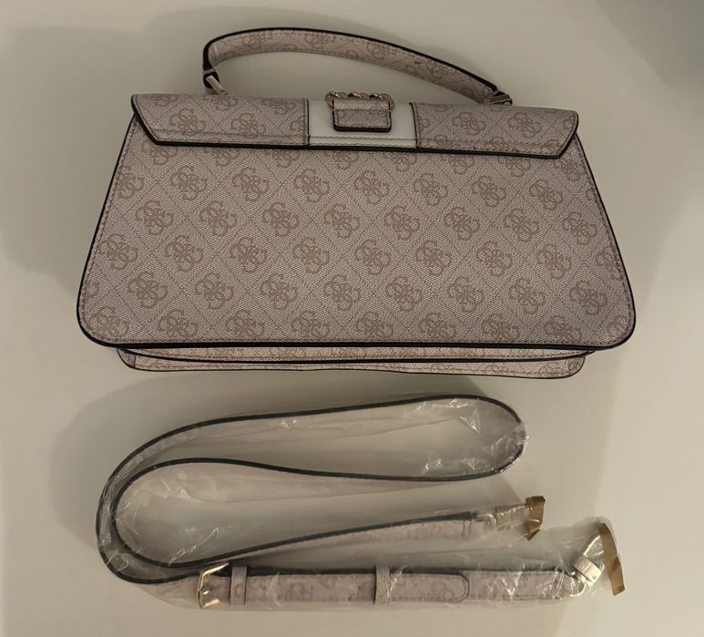 Дамска чанта Guess нова