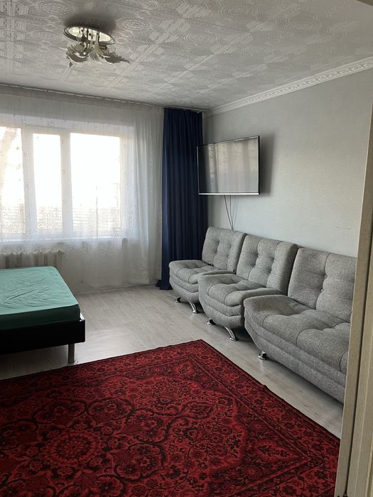 Продаеться 1-комнатная квартира на степном -4