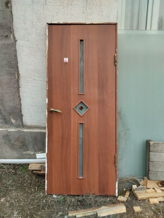 Дверь межкомнатная б/у