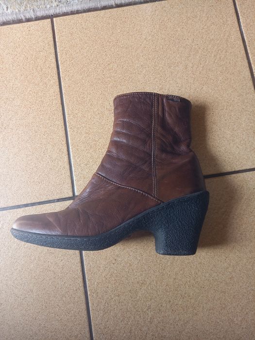 Дамски зимни боти