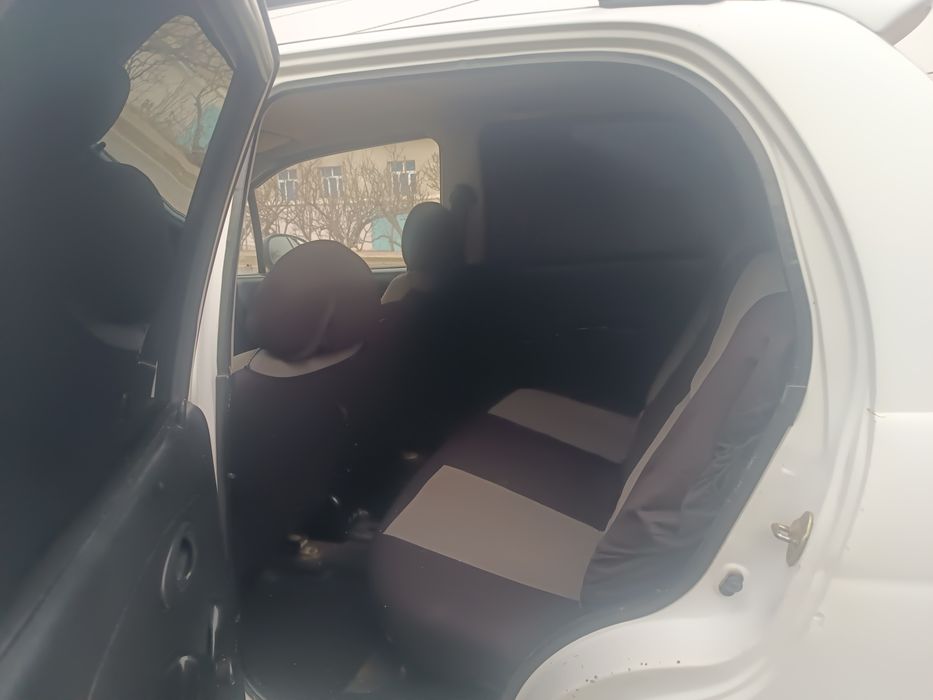 Део матиз жылы 2001