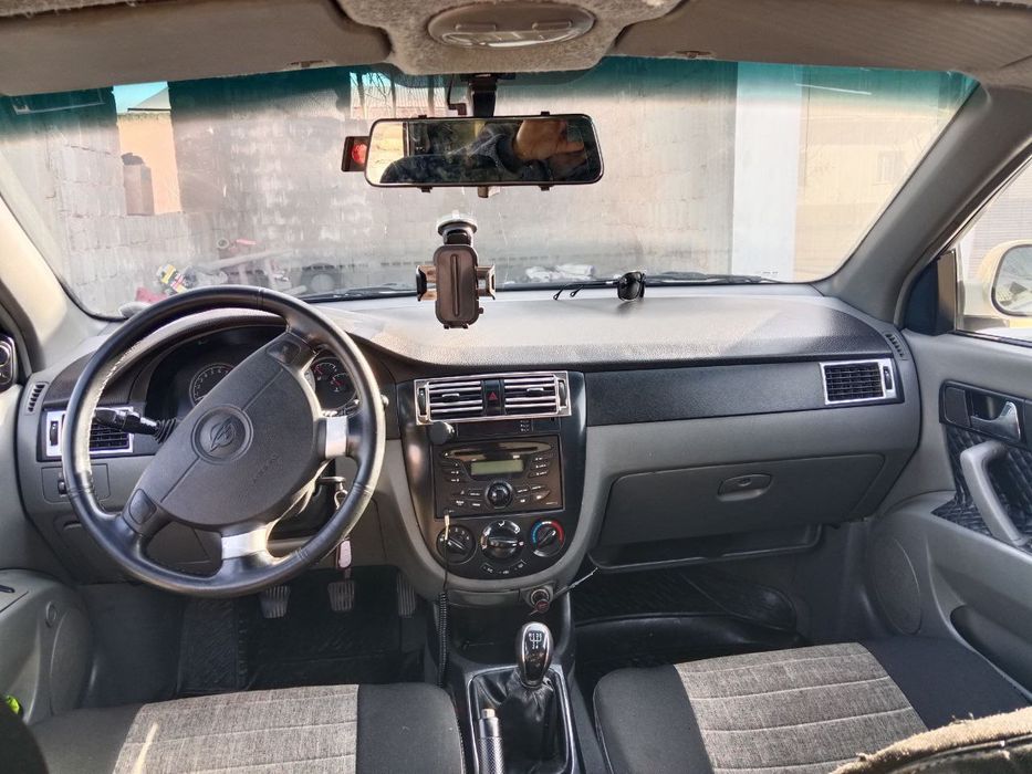 Lasseti 2011 probeg 340 ming kiraska 2ta detalida