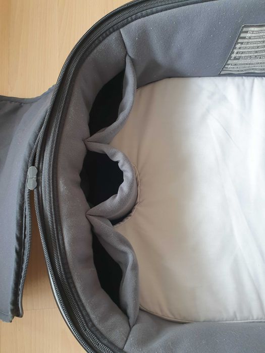 Бебешка количка Maxi Cosi Plaza + 2 в 1 Essential Graphite