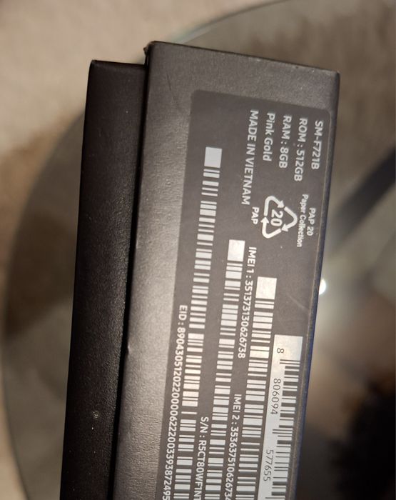 Samsung ZFlip4, 512GB GOLD