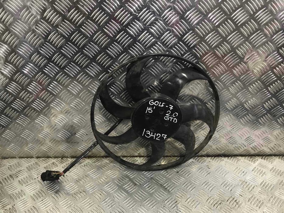 Охладителна перка VW Golf 7 2.0GTD 2015г.
