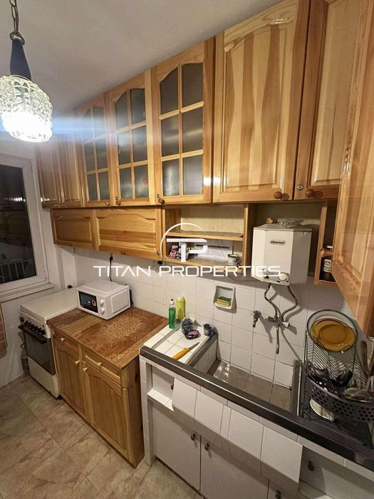 Двустаен апартамент, под наем, Център