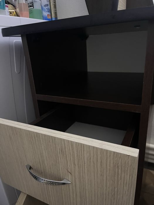 Masuta machiaz , in stare foarte buna