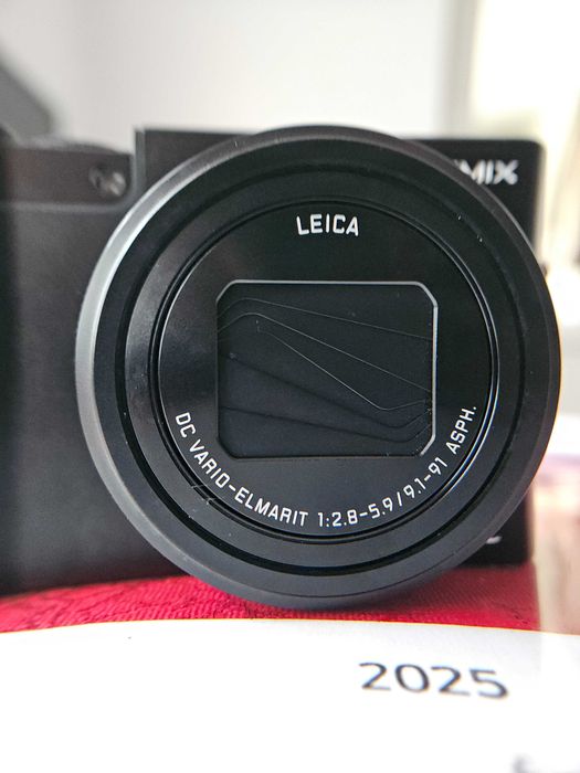 Panasonic Lumix DMC-TZ100 Aparat Foto Compact 20.1MP 4K Negru