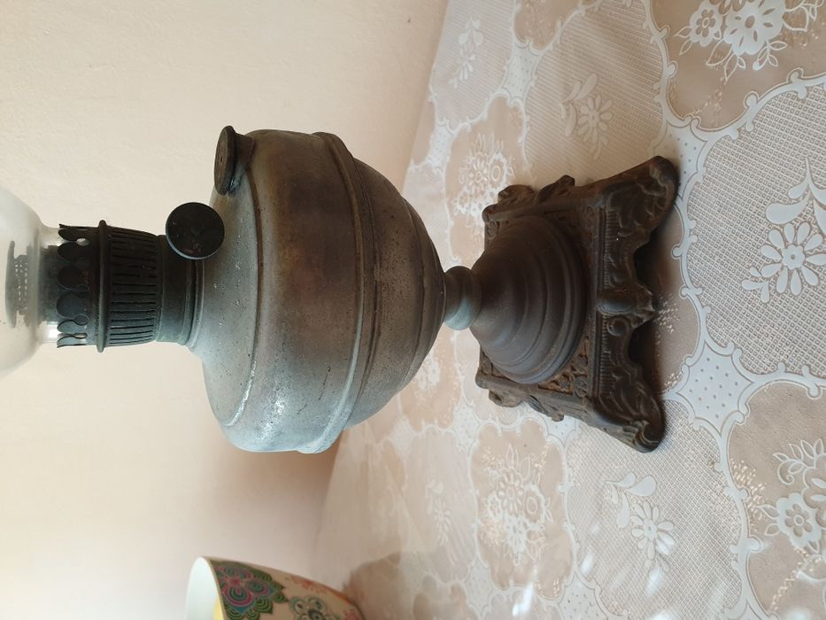 Стара лампа с газ