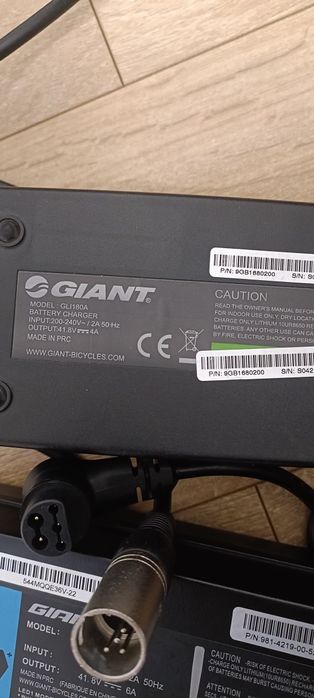 Incarcator rapid 4A GIANT bicicleta electrica ebike 5 pin mufa rotunda