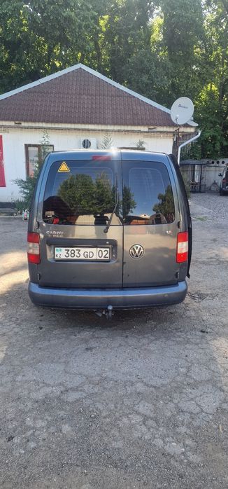 Продам хороший автомобиль для бизнеса.