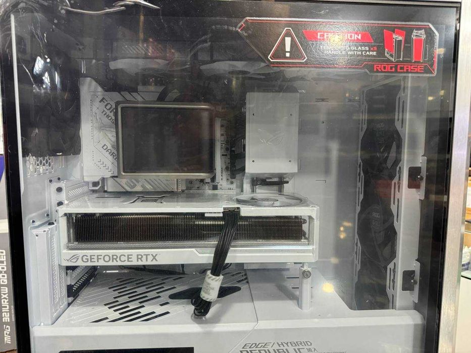Mощный игровой компьютер Amd ryzen 9850x3d/RTX5080 Asus Rog/X870A Asus