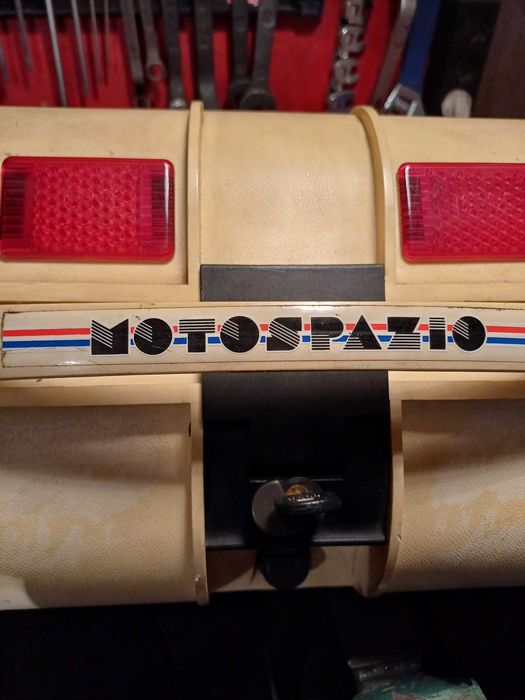 Мото куфар от  "HONDA"