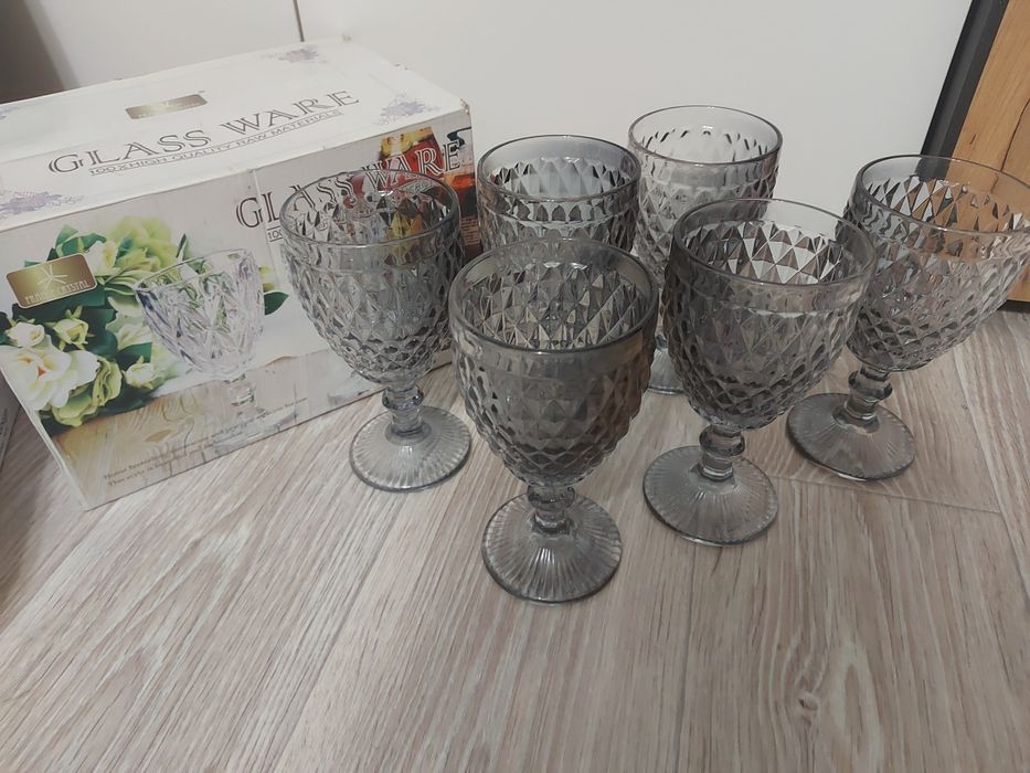 Продам бокалы набор 6 штук