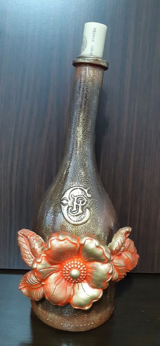 Ръчно декорирани бутилки