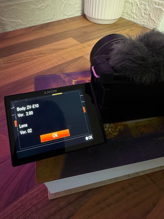 Sony ZV-E10 + 16-50mm OSS + Sony GP-VPT2BT