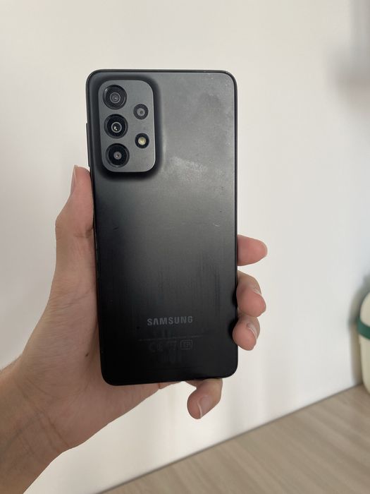 Samsung A33 в хорошем состоянии
