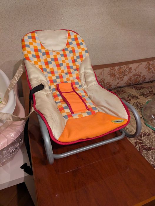 Șezlong / Balansoar bebe BERTONI – stare excelentă