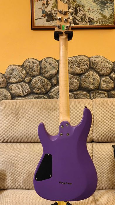 Schecter C-6 Deluxe - Seymour Duncan JP/'59, като нова